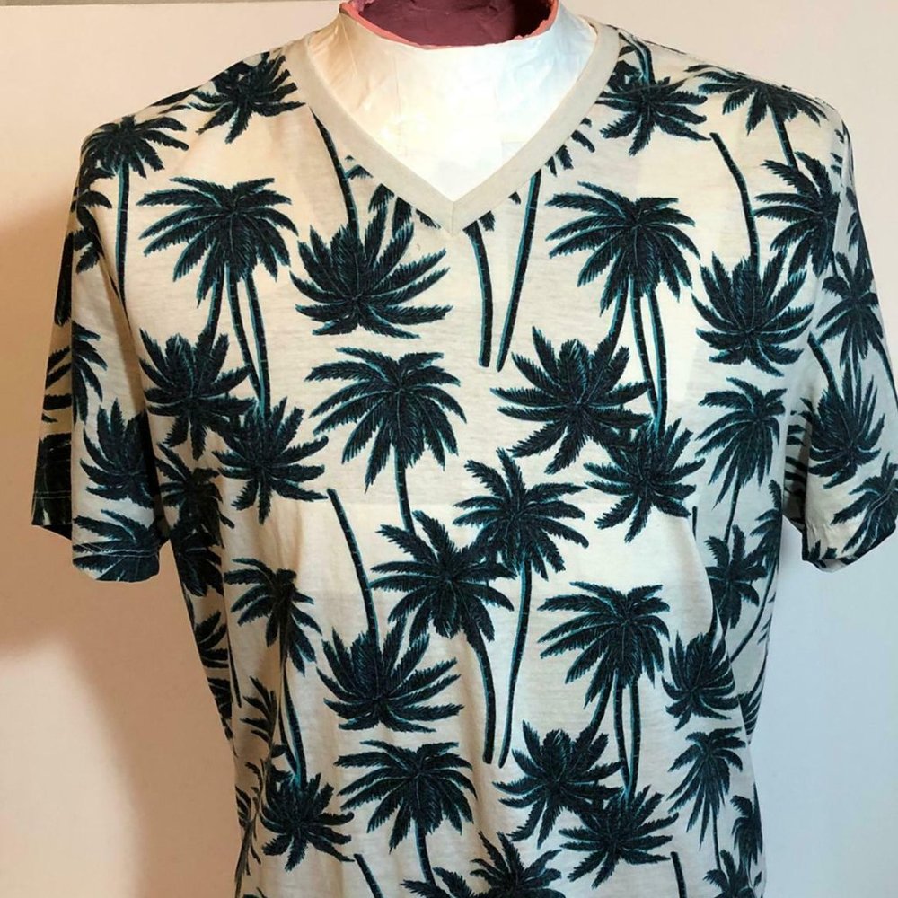 Old Navy Cotton Blend Palm Tree Men's Shirt